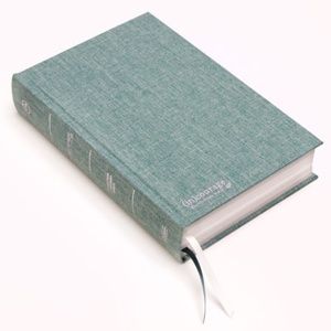 CSB (in)courage Devotional Bible, Green Cloth